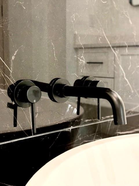 225 TOURNAMENT RD, ROTONDA WEST, FL, 33947