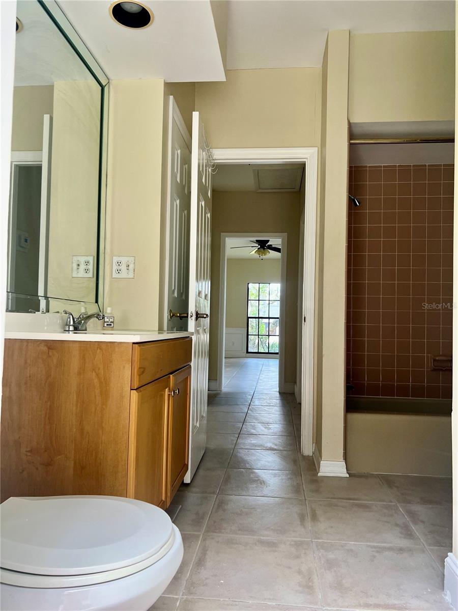 3913 NORTHAMPTON WAY, TAMPA, FL, 33618