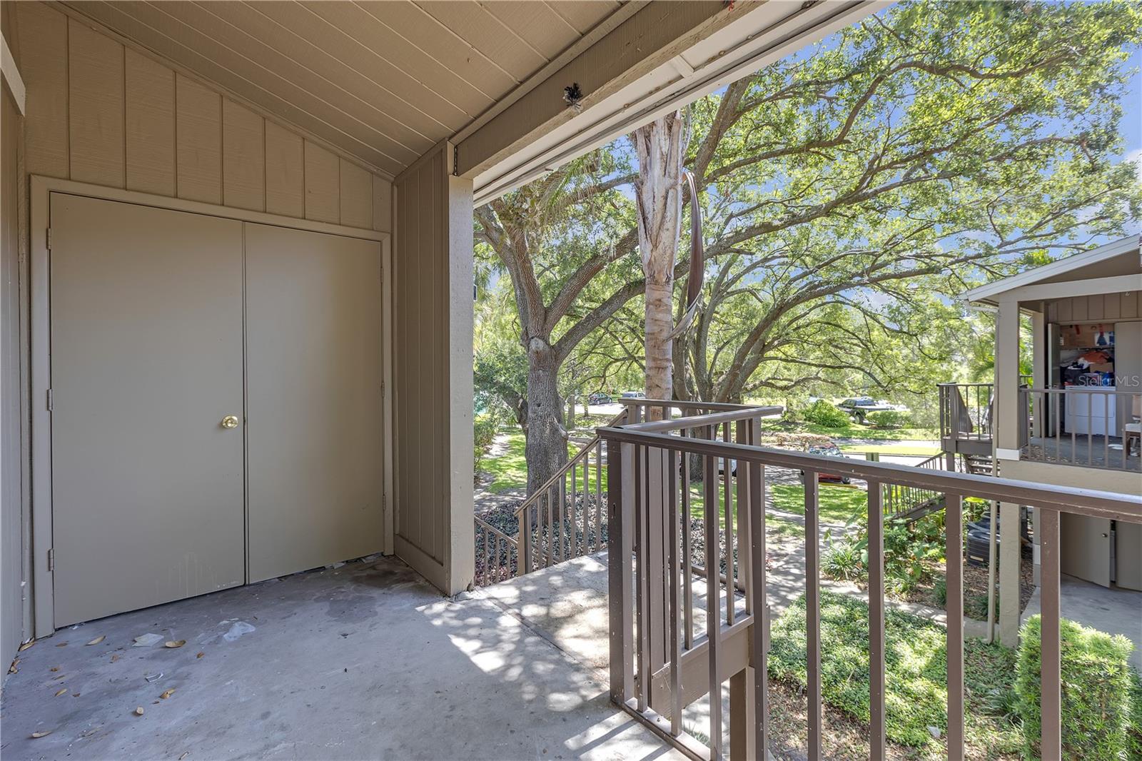 14317 HANGING MOSS CIR #202, TAMPA, FL, 33613