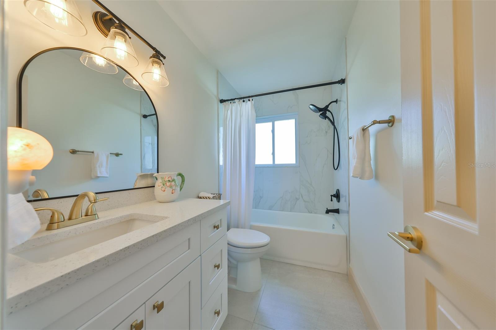 1727 NEW HAMPSHIRE AVE NE, ST PETERSBURG, FL, 33703