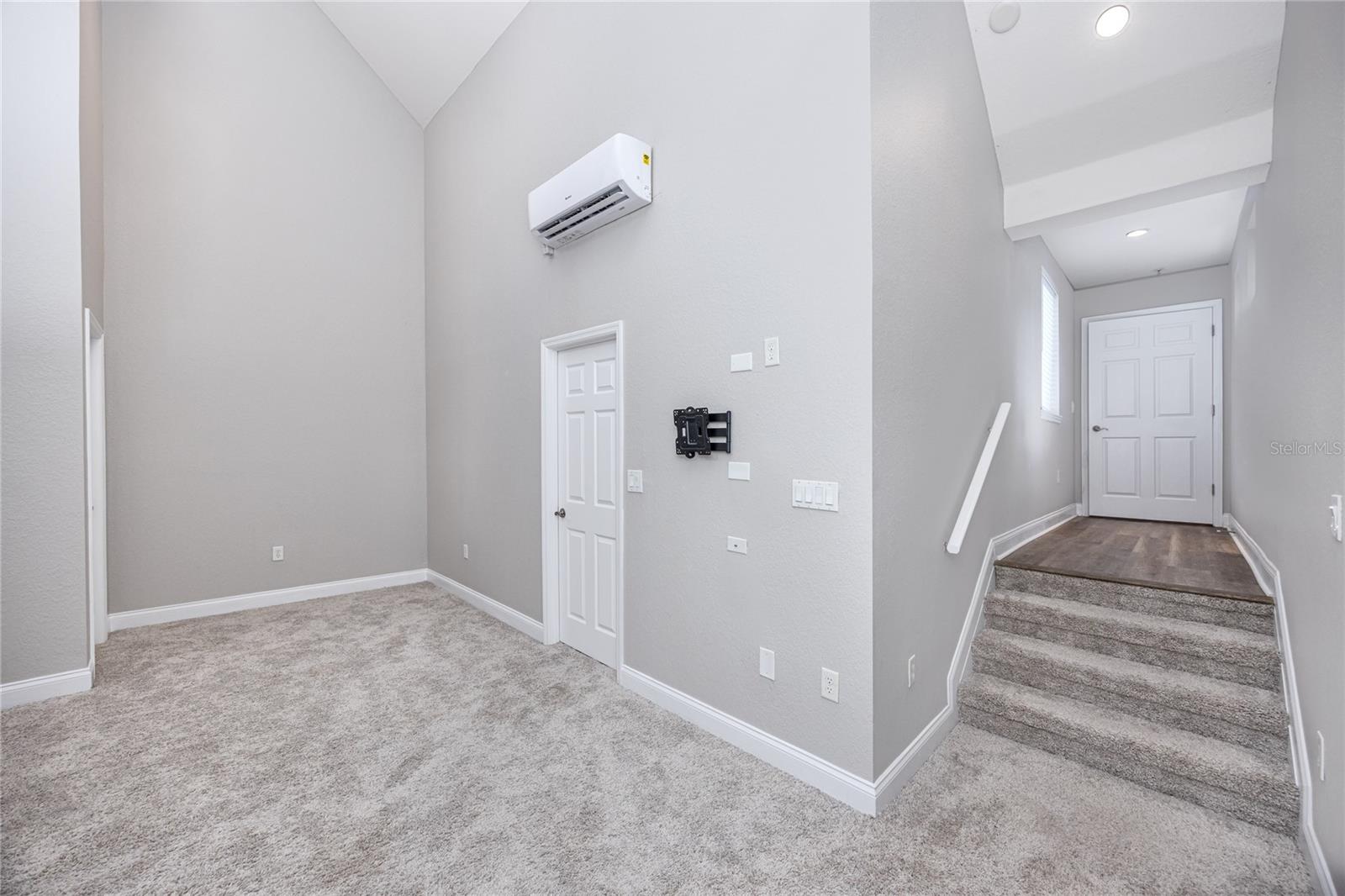 5502 LIBERTY PLAIN CIR, TAMPA, FL, 33611