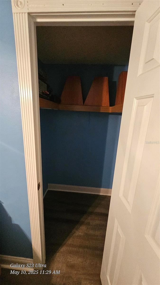 7525 E DEWEY ROBBINS RD, HOWEY IN THE HILLS, FL, 34737