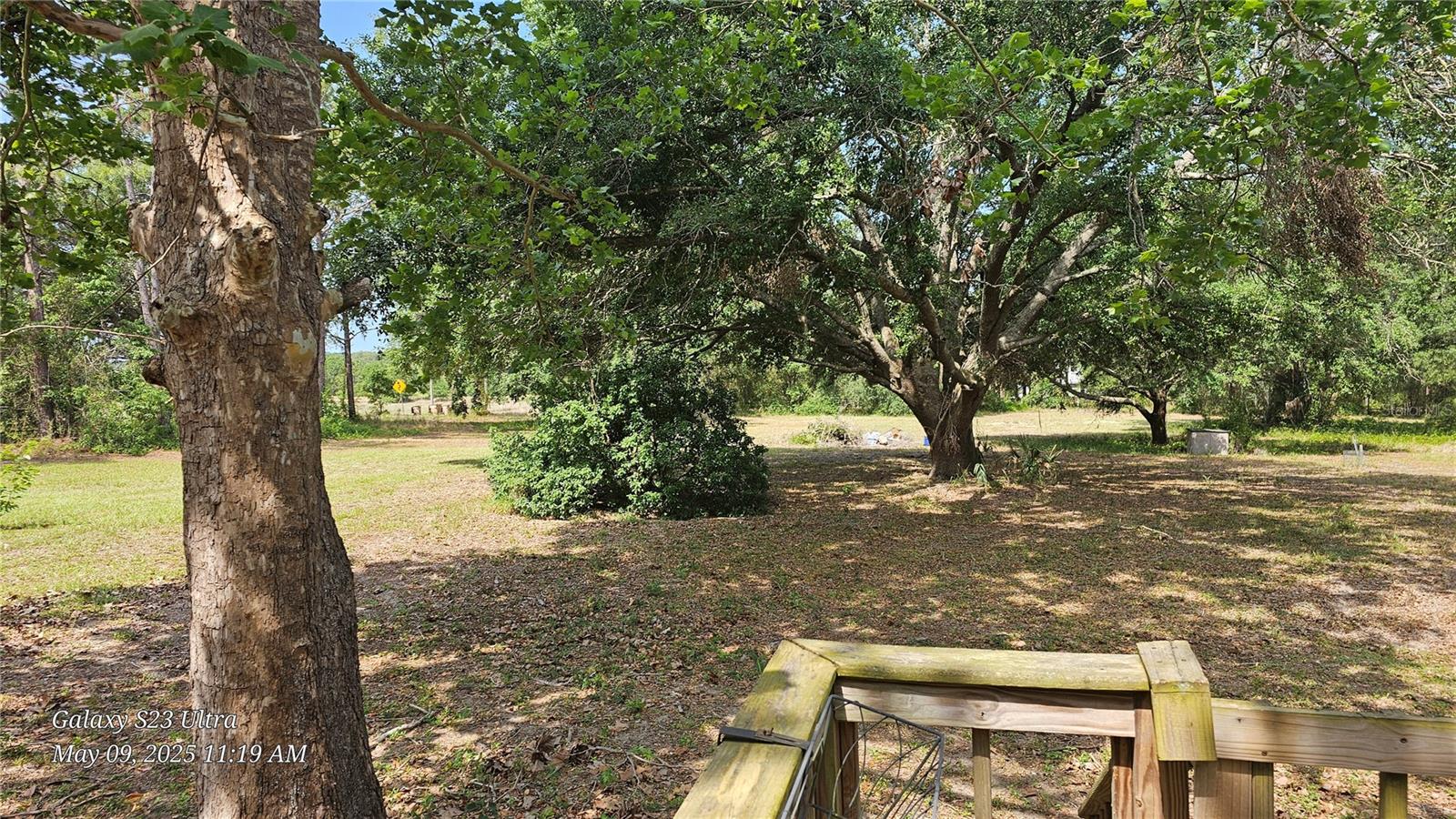 7525 E DEWEY ROBBINS RD, HOWEY IN THE HILLS, FL, 34737