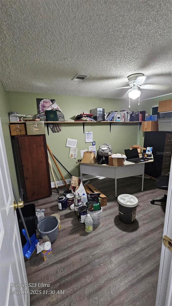 7525 E DEWEY ROBBINS RD, HOWEY IN THE HILLS, FL, 34737