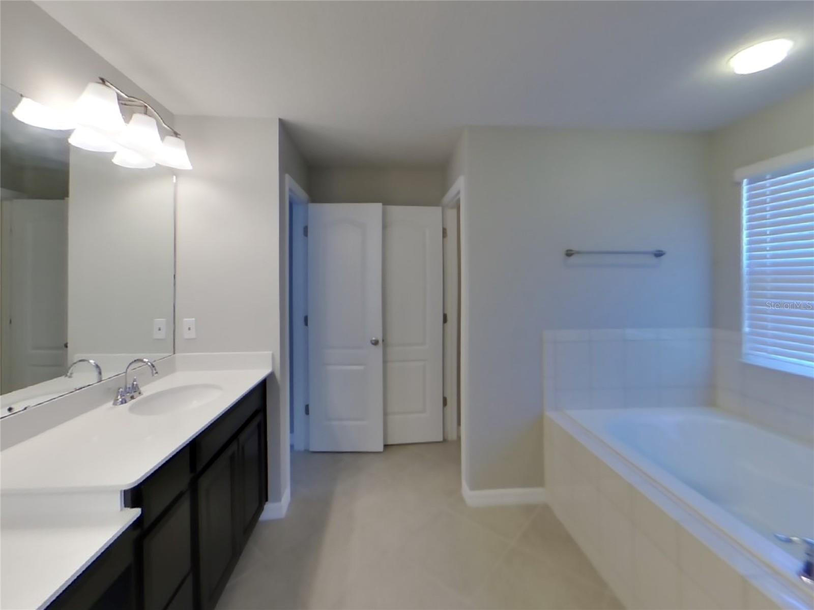 11124 ABACO ISLAND AVE, RIVERVIEW, FL, 33579