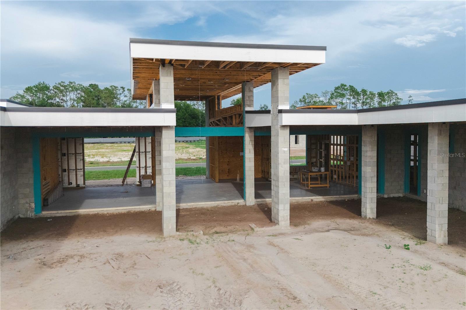 TB8382356 Property Photo