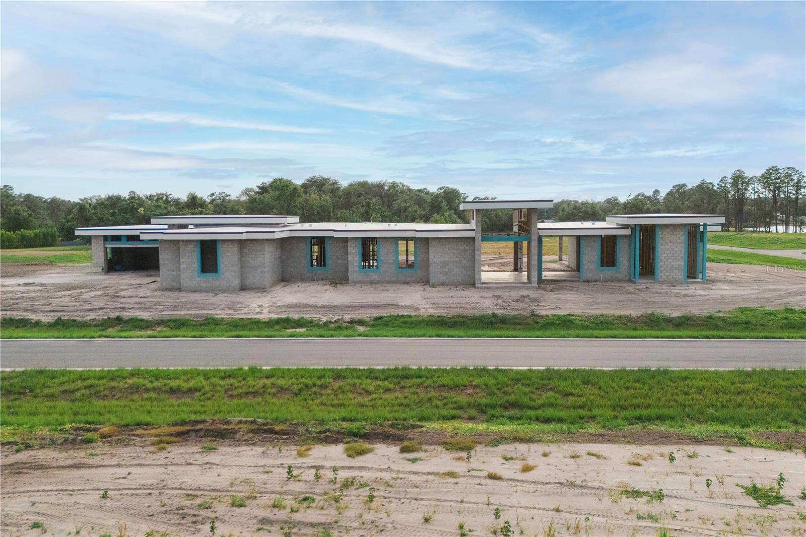 TB8382356 Property Photo