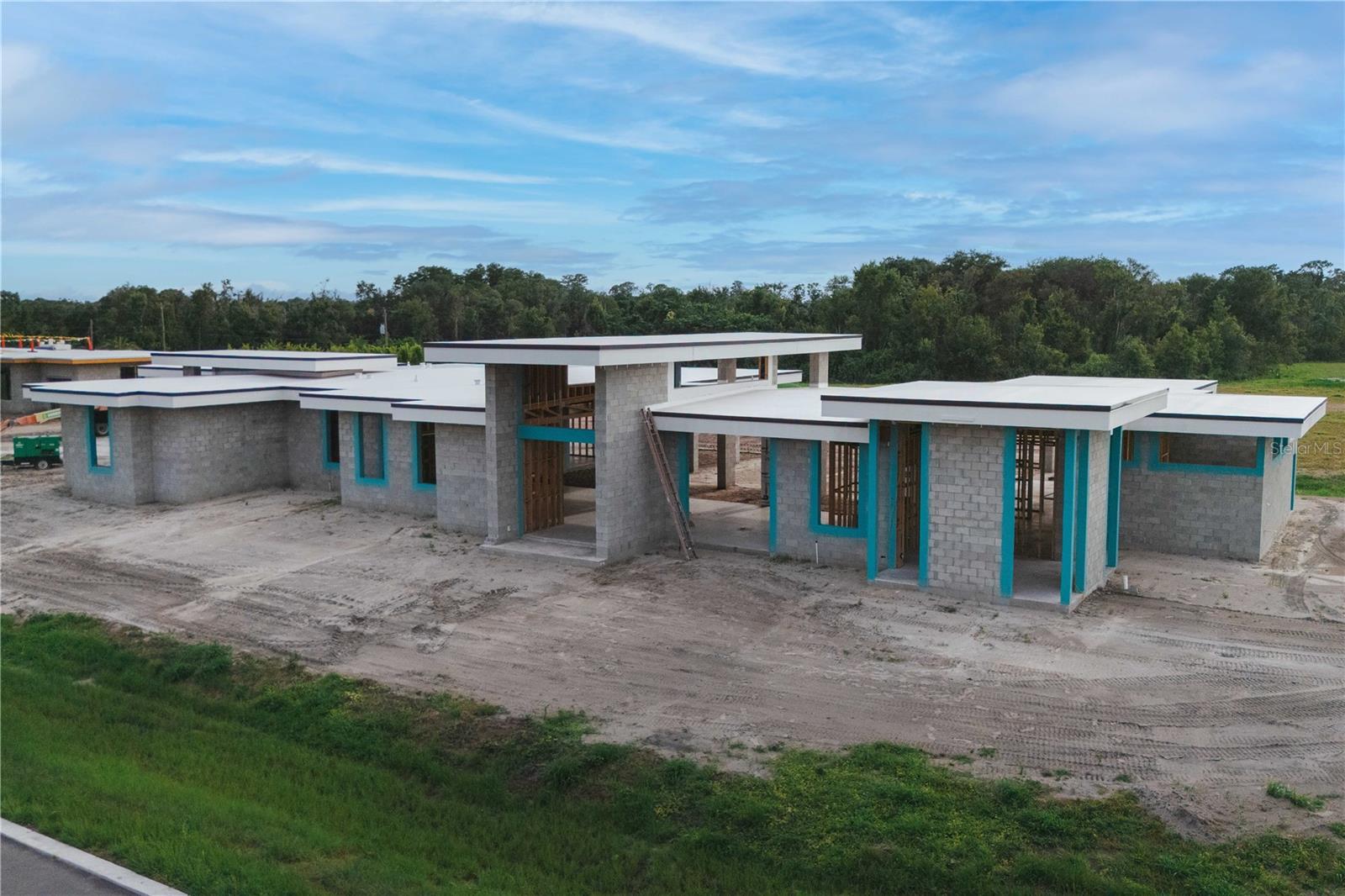 TB8382356 Property Photo