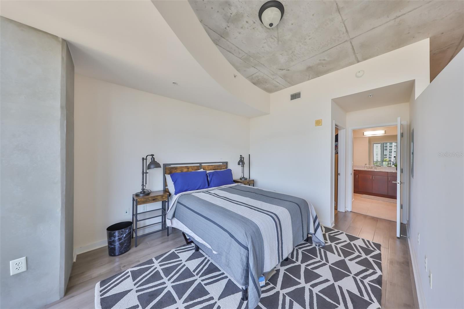 777 N ASHLEY DR #1011, TAMPA, FL, 33602