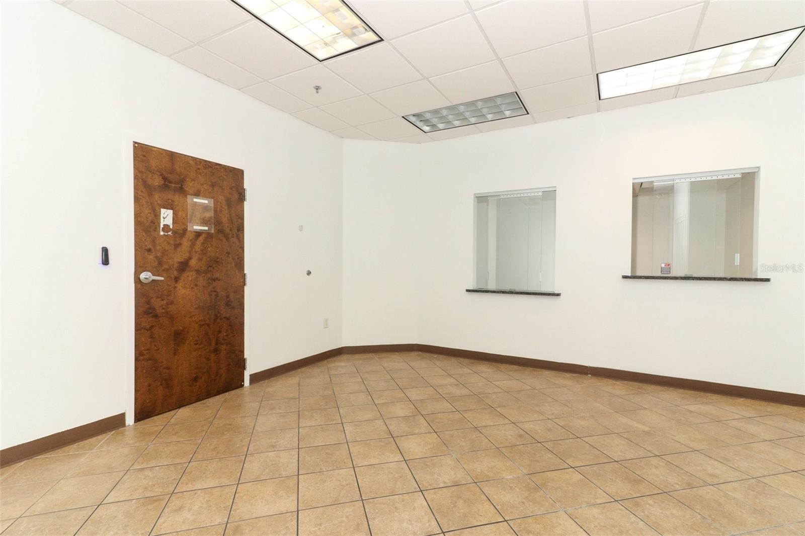 6735 CONROY RD #221 & 222, ORLANDO, FL, 32835