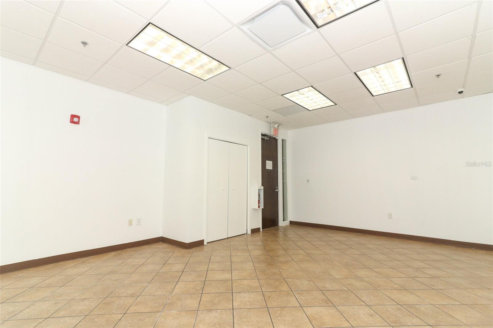 6735 CONROY RD #221 & 222, ORLANDO, FL, 32835