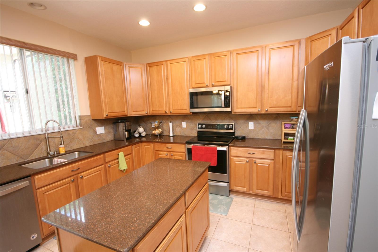 7334 NIGHT HERON DR, LAND O LAKES, FL, 34637