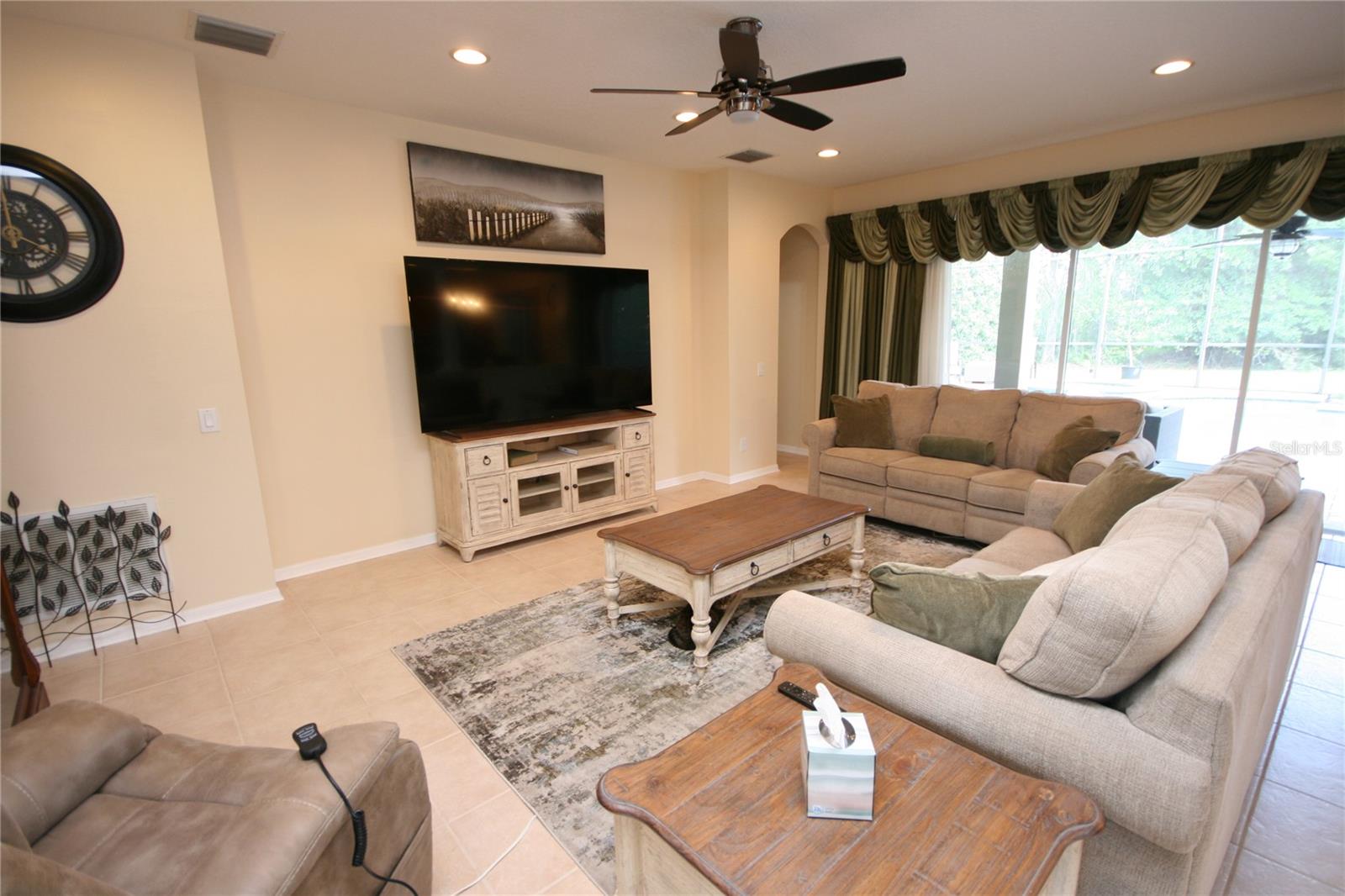 7334 NIGHT HERON DR, LAND O LAKES, FL, 34637