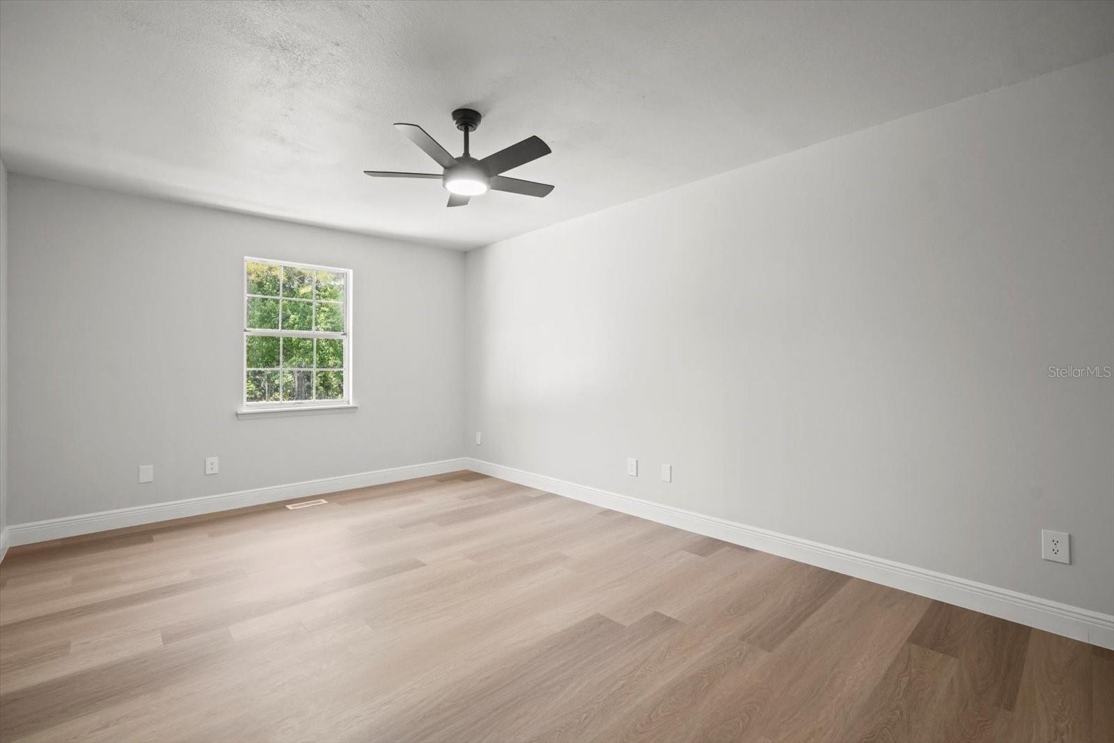 100 REDBUD WOODS TRL, PALATKA, FL, 32177