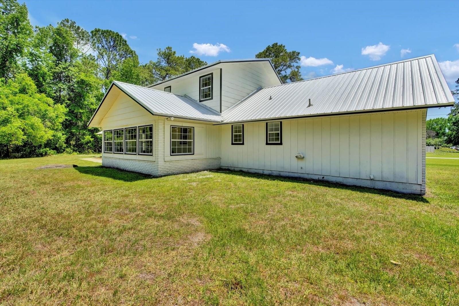 100 REDBUD WOODS TRL, PALATKA, FL, 32177