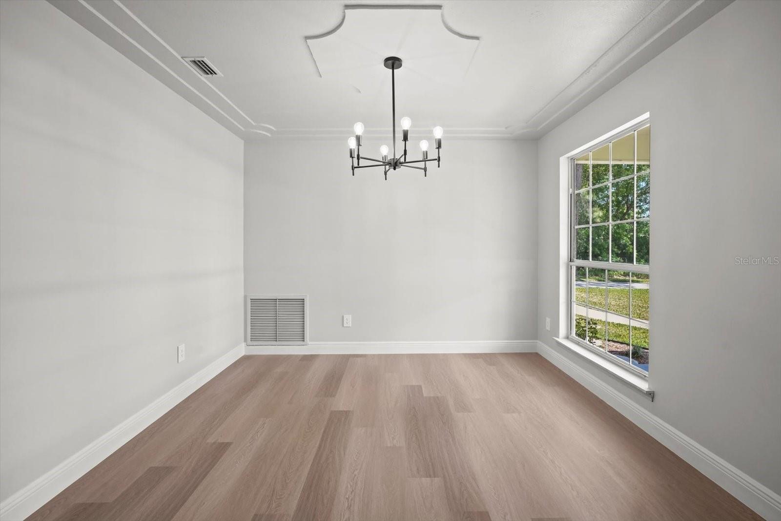 100 REDBUD WOODS TRL, PALATKA, FL, 32177