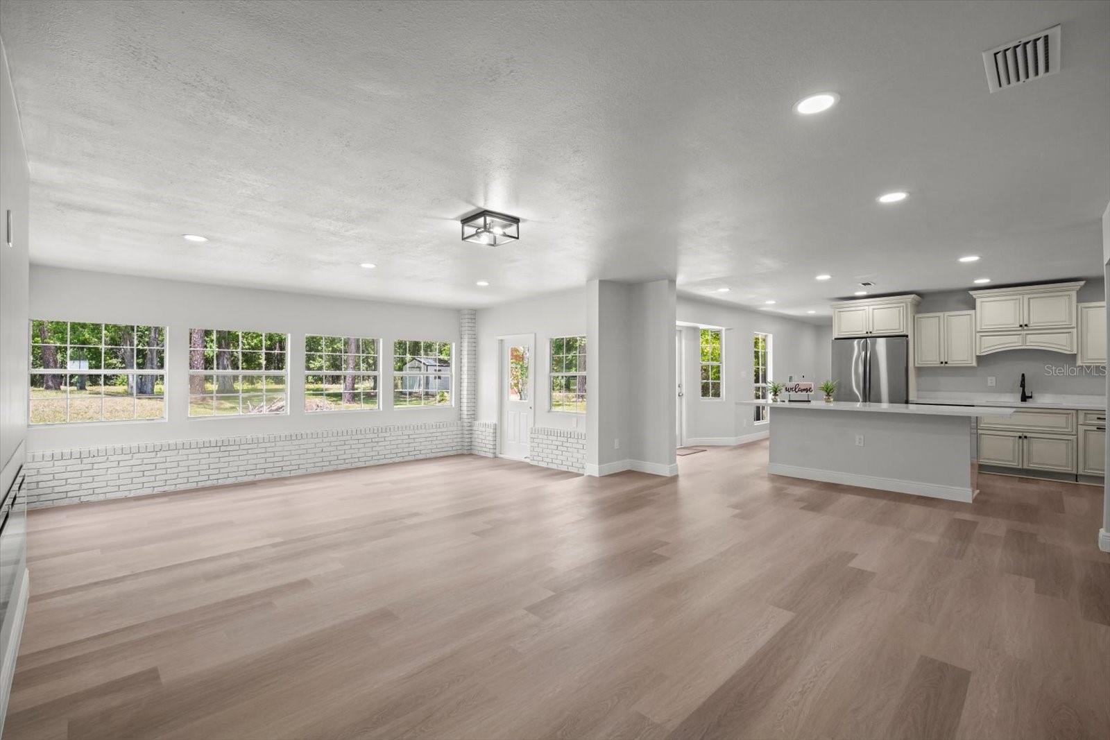 100 REDBUD WOODS TRL, PALATKA, FL, 32177