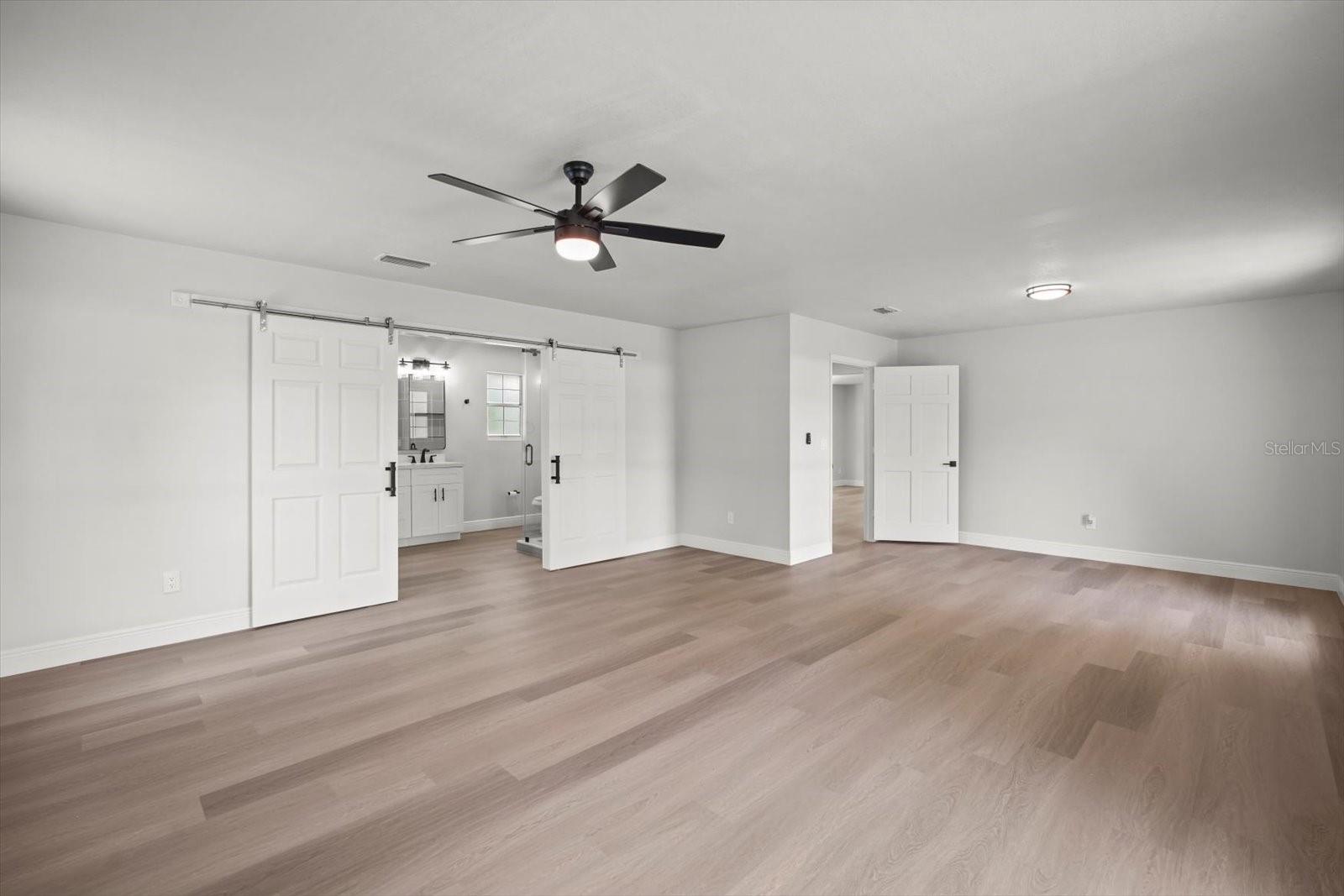 100 REDBUD WOODS TRL, PALATKA, FL, 32177