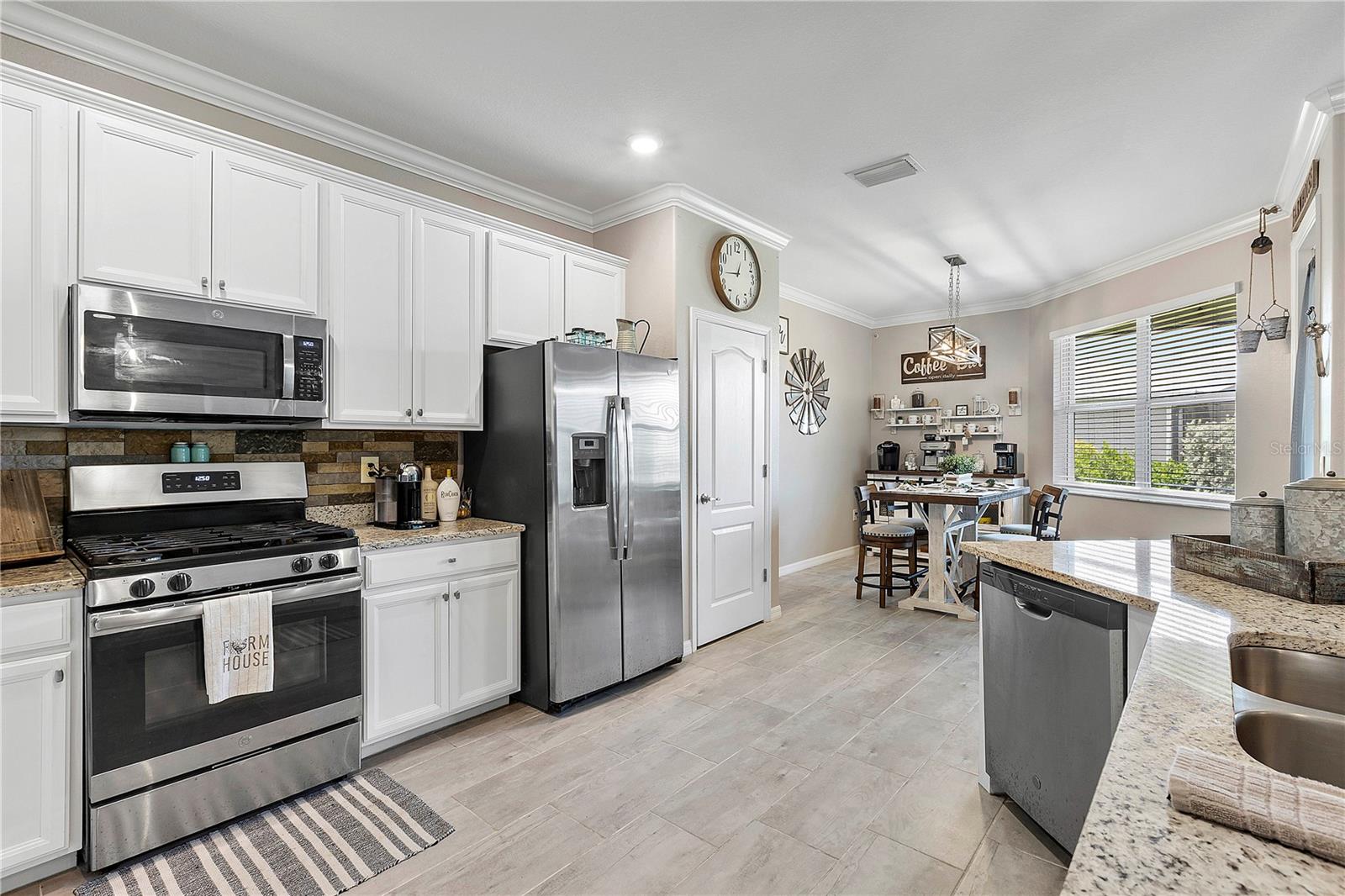 17556 WINDING WOOD LN, PUNTA GORDA, FL, 33982