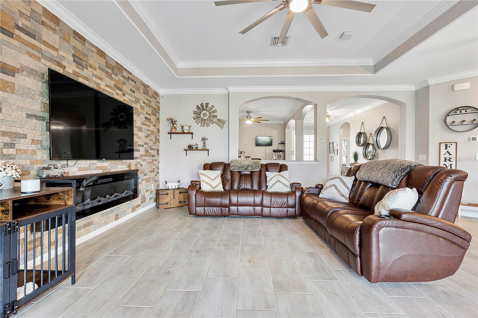 17556 WINDING WOOD LN, PUNTA GORDA, FL, 33982