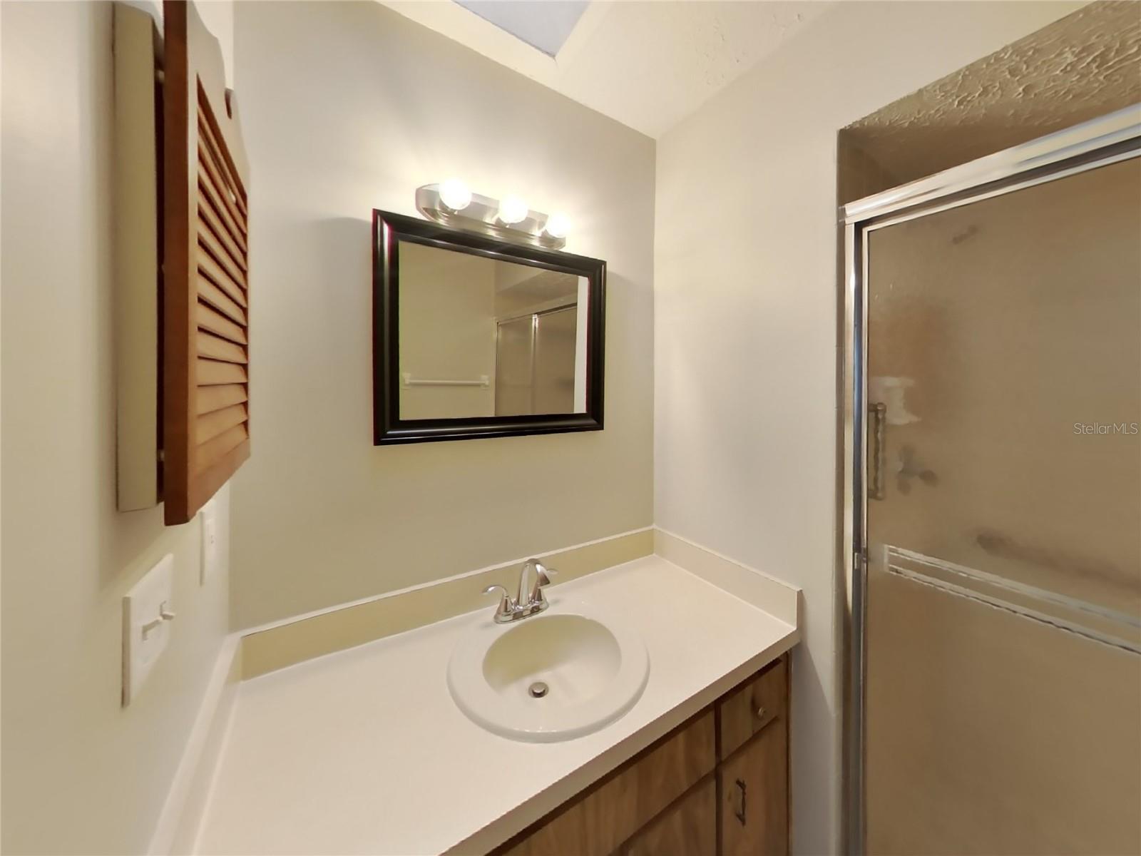 520 FALKIRK AVE, VALRICO, FL, 33594