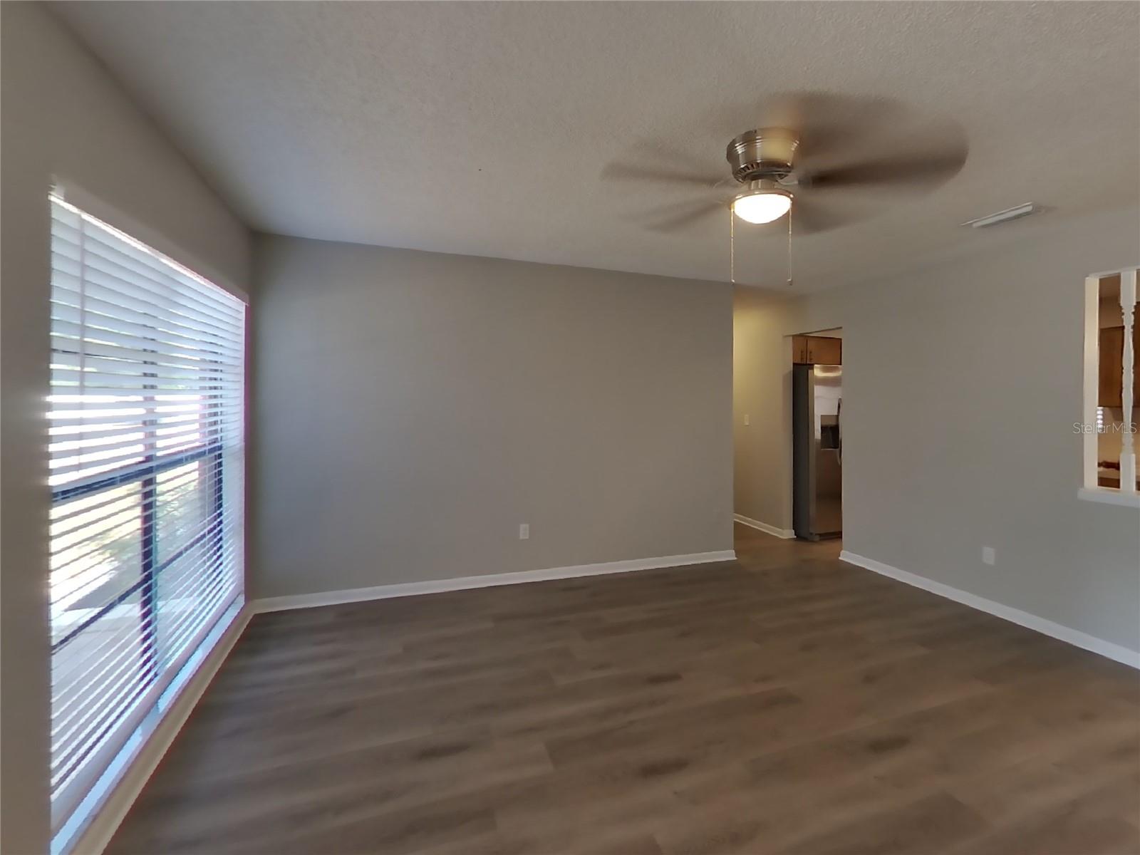 520 FALKIRK AVE, VALRICO, FL, 33594