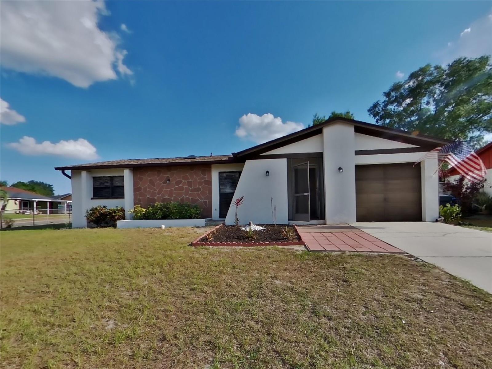 520 FALKIRK AVE, VALRICO, FL, 33594