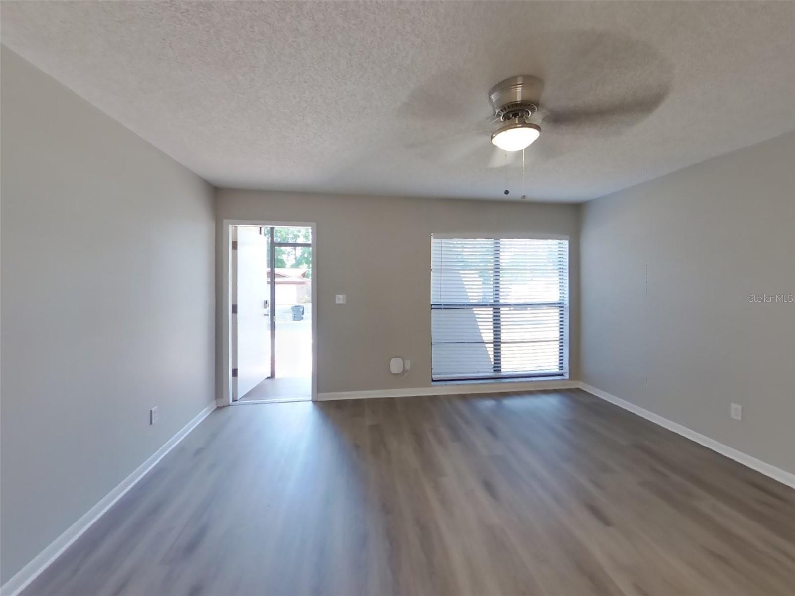 520 FALKIRK AVE, VALRICO, FL, 33594