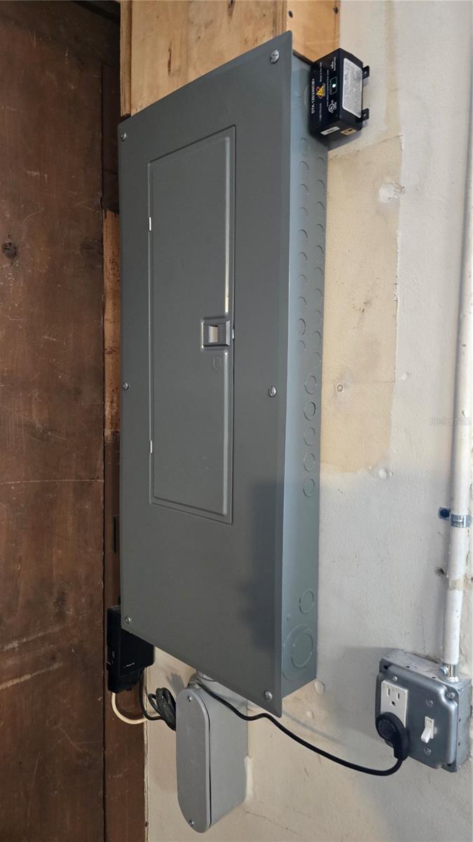 2035 ERIN DR, HOLIDAY, FL, 34690