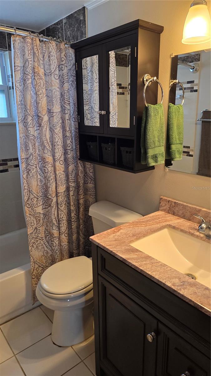 2035 ERIN DR, HOLIDAY, FL, 34690