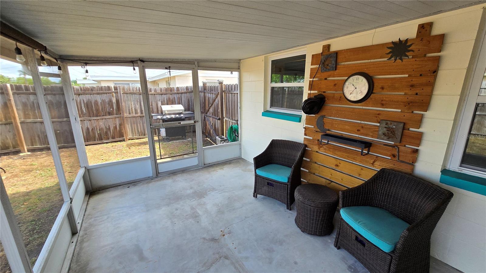 2035 ERIN DR, HOLIDAY, FL, 34690