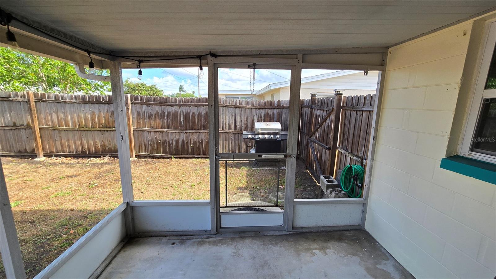 2035 ERIN DR, HOLIDAY, FL, 34690