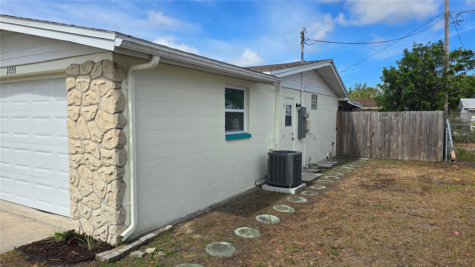 2035 ERIN DR, HOLIDAY, FL, 34690