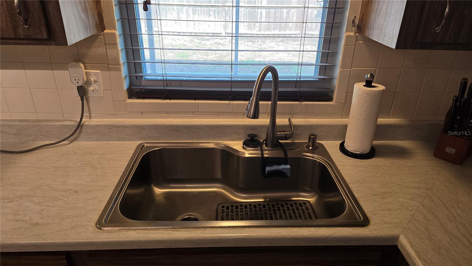 2035 ERIN DR, HOLIDAY, FL, 34690