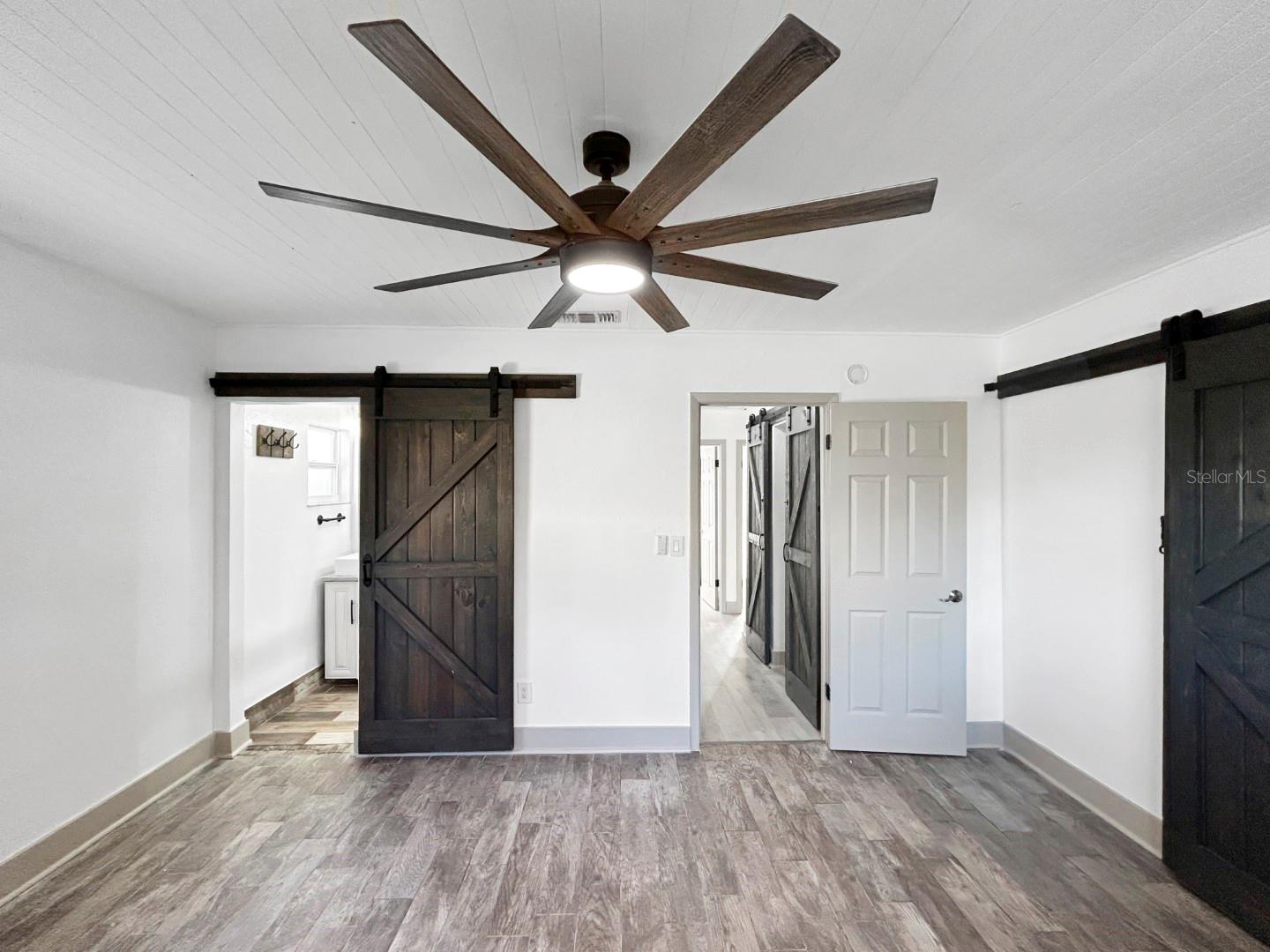 7490 LOCUST ST NE, ST PETERSBURG, FL, 33702