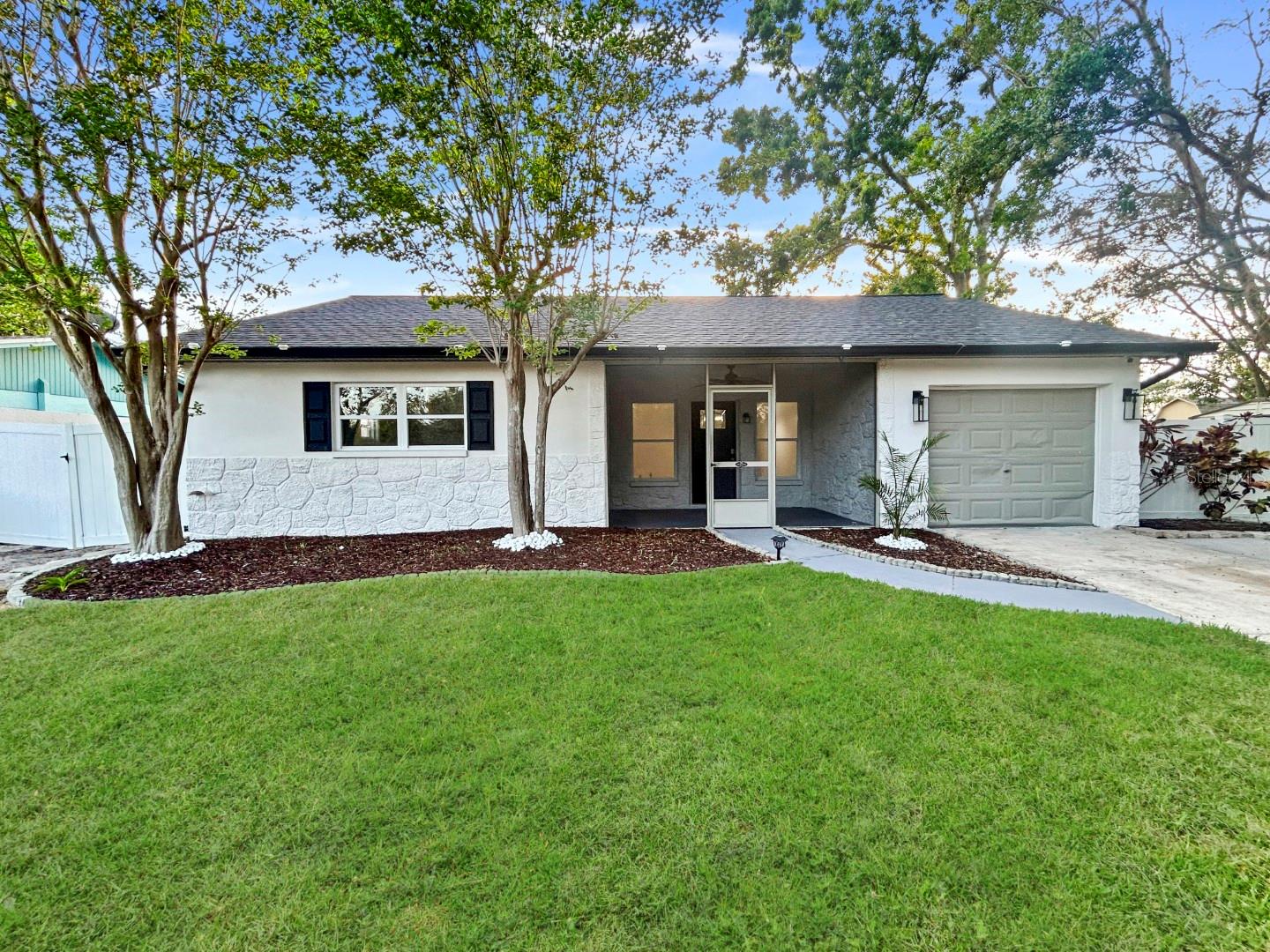 7490 LOCUST ST NE, ST PETERSBURG, FL, 33702