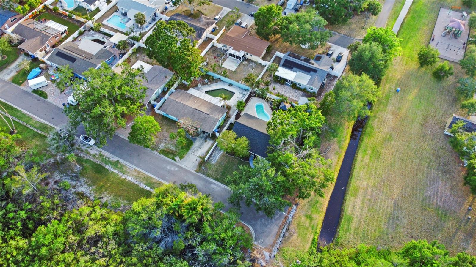 7490 LOCUST ST NE, ST PETERSBURG, FL, 33702