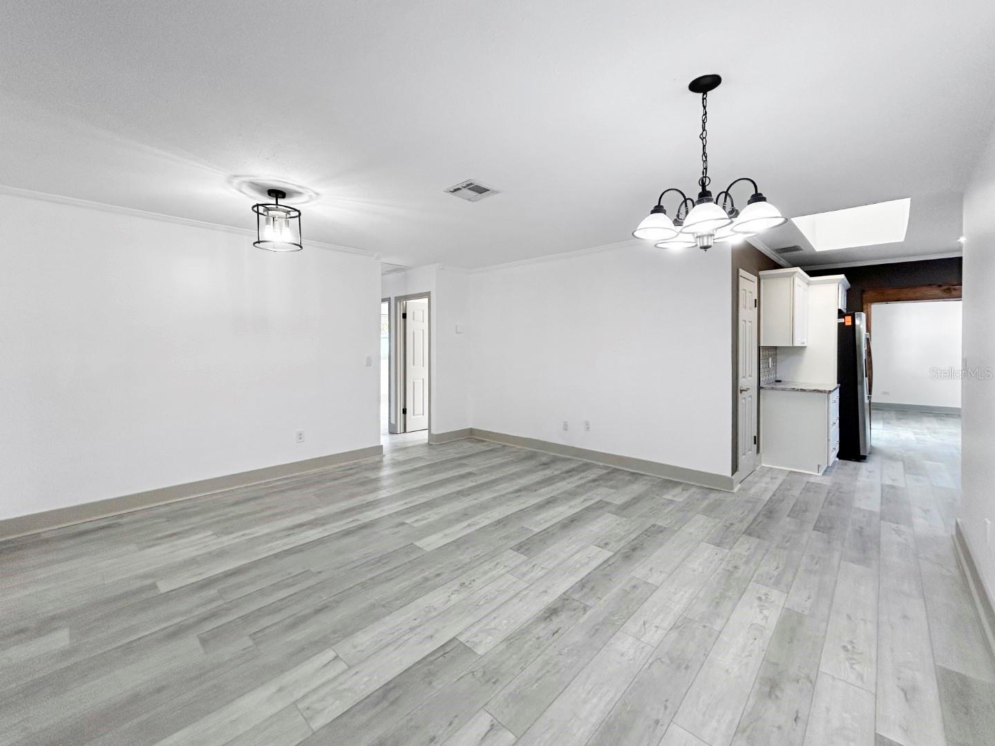 7490 LOCUST ST NE, ST PETERSBURG, FL, 33702