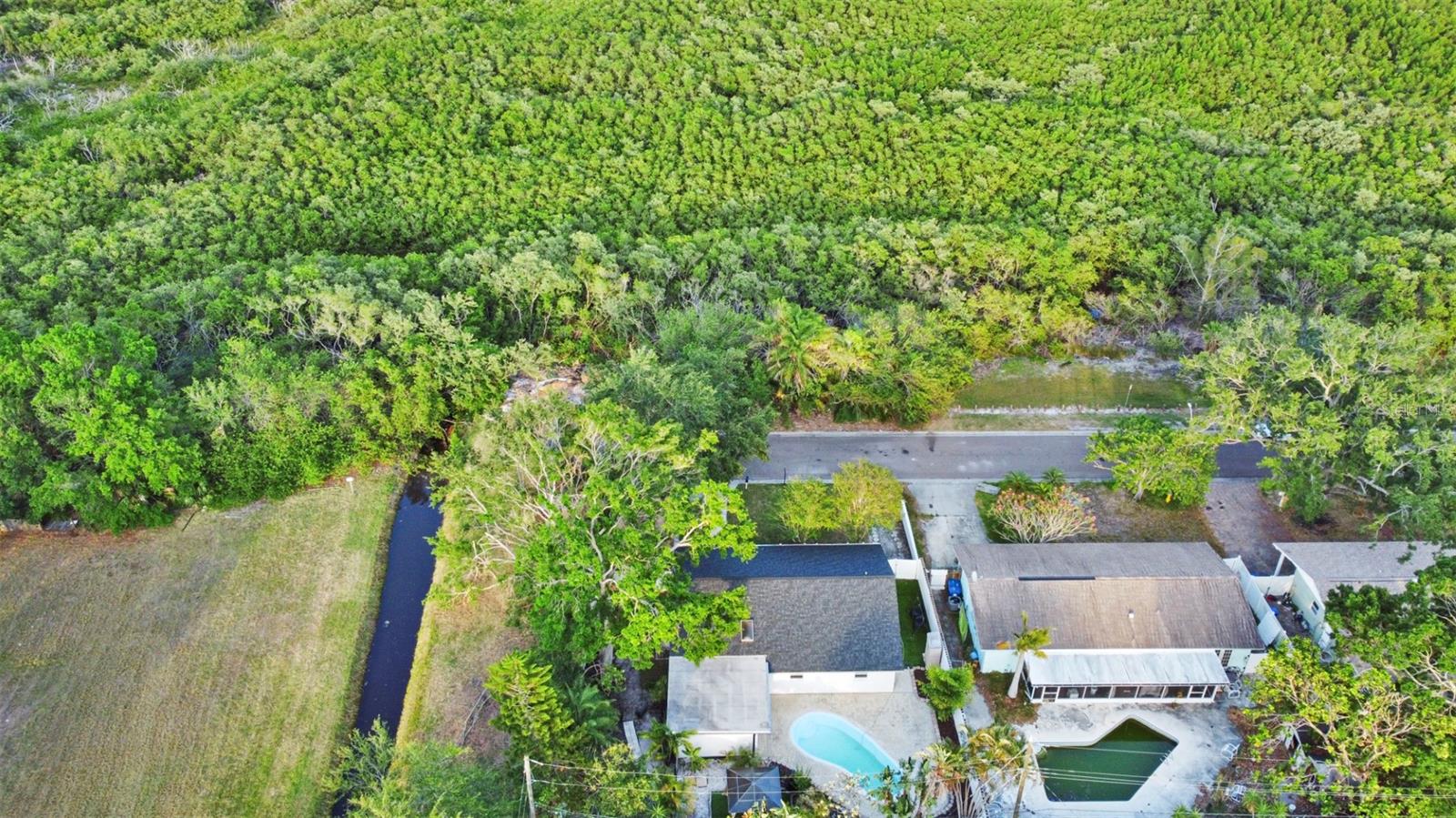 7490 LOCUST ST NE, ST PETERSBURG, FL, 33702