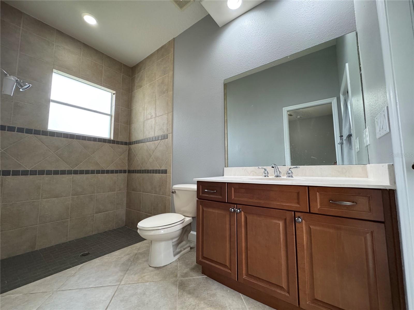 142 HARRINGTON CT, DAVENPORT, FL, 33837