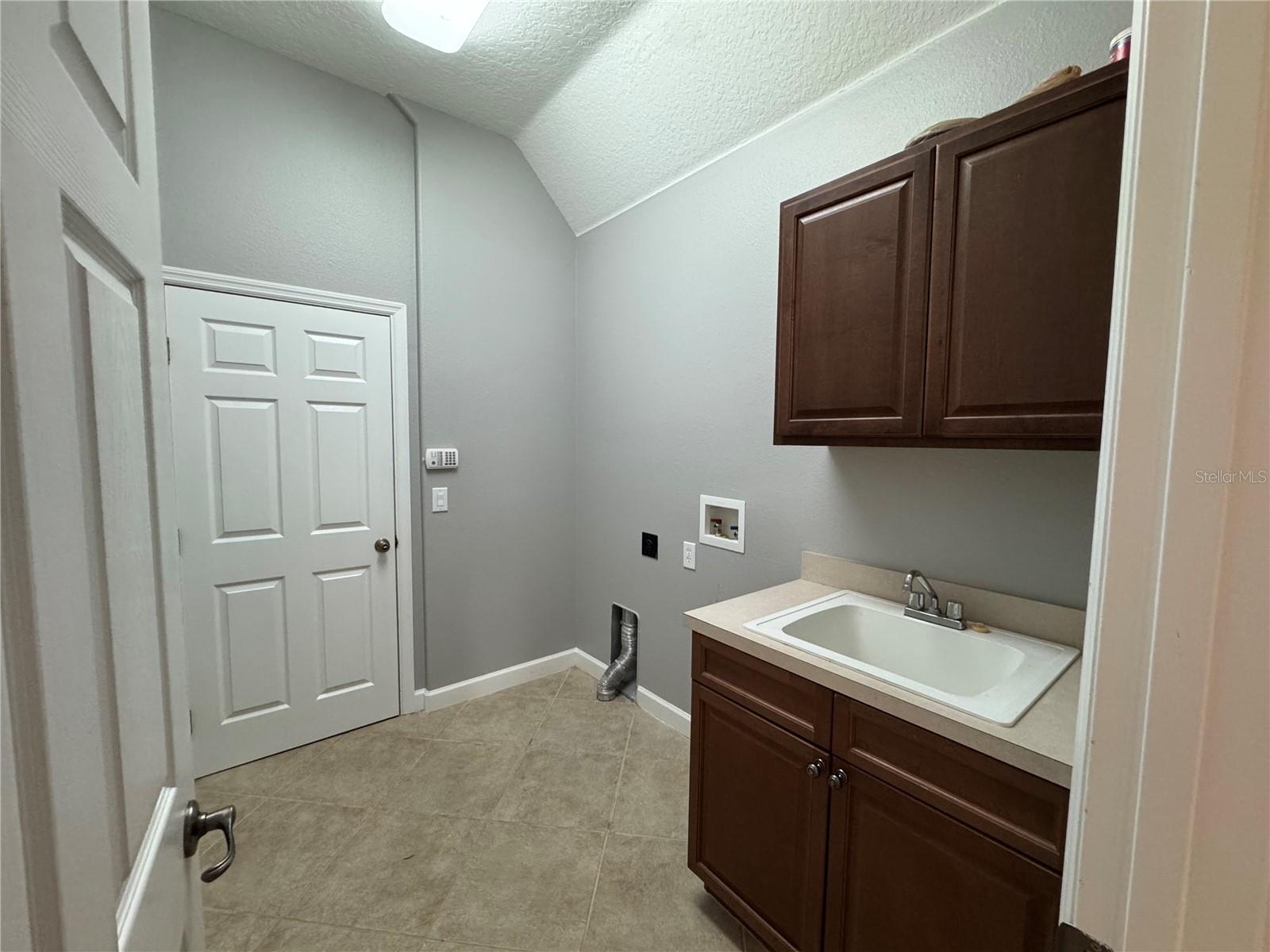 142 HARRINGTON CT, DAVENPORT, FL, 33837