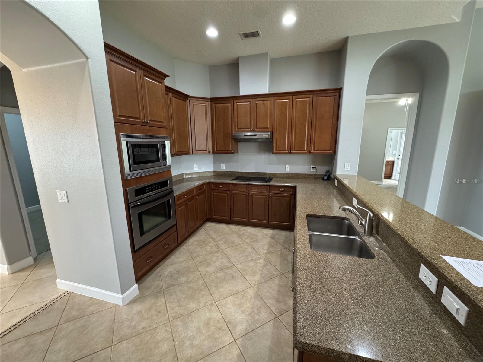 142 HARRINGTON CT, DAVENPORT, FL, 33837