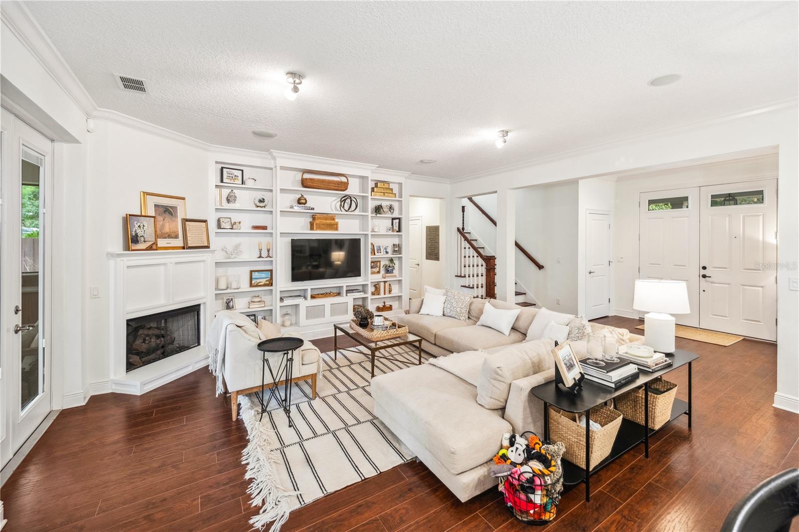 101 W OAKLAND AVE, OAKLAND, FL, 34760