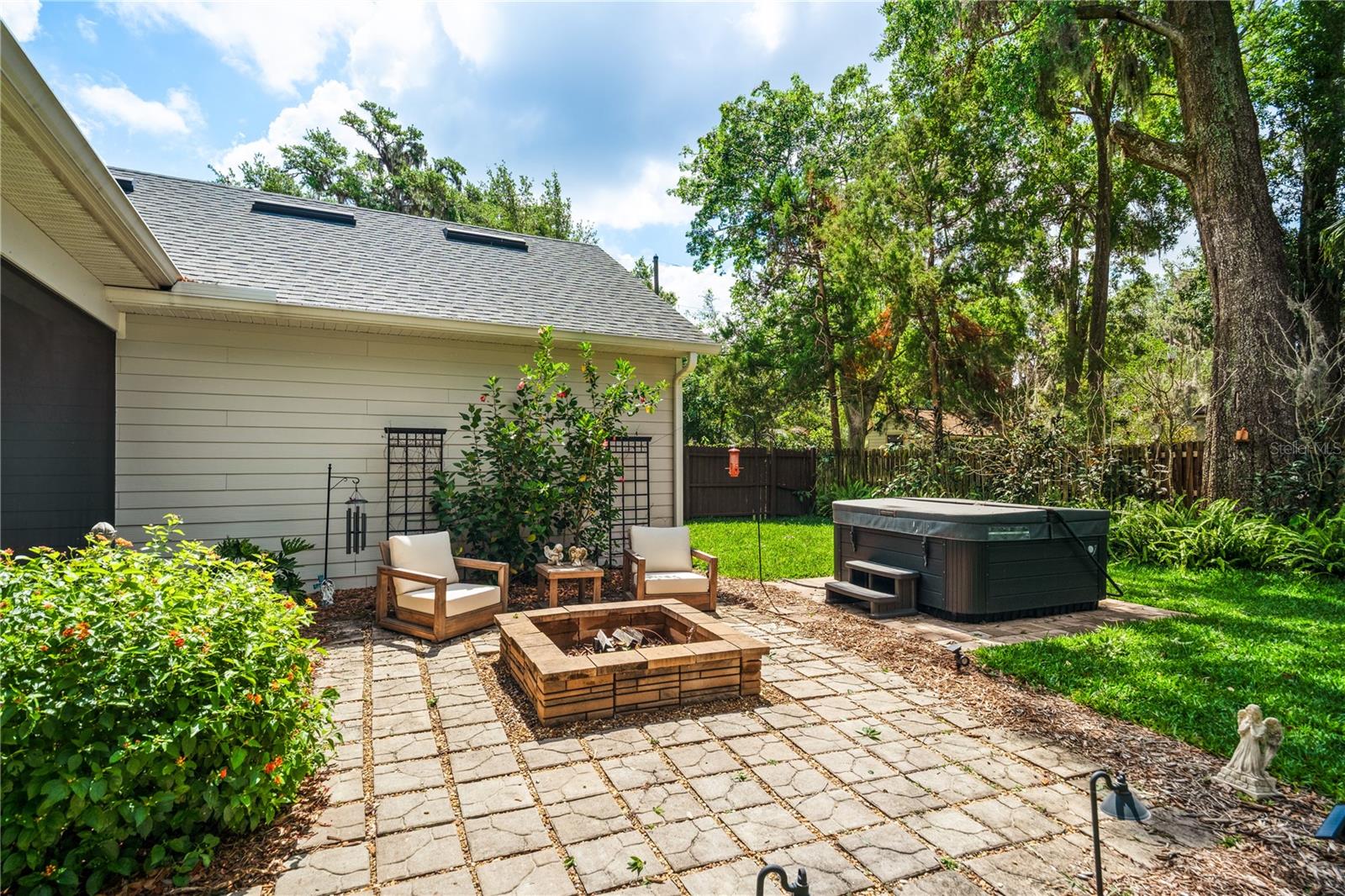 101 W OAKLAND AVE, OAKLAND, FL, 34760