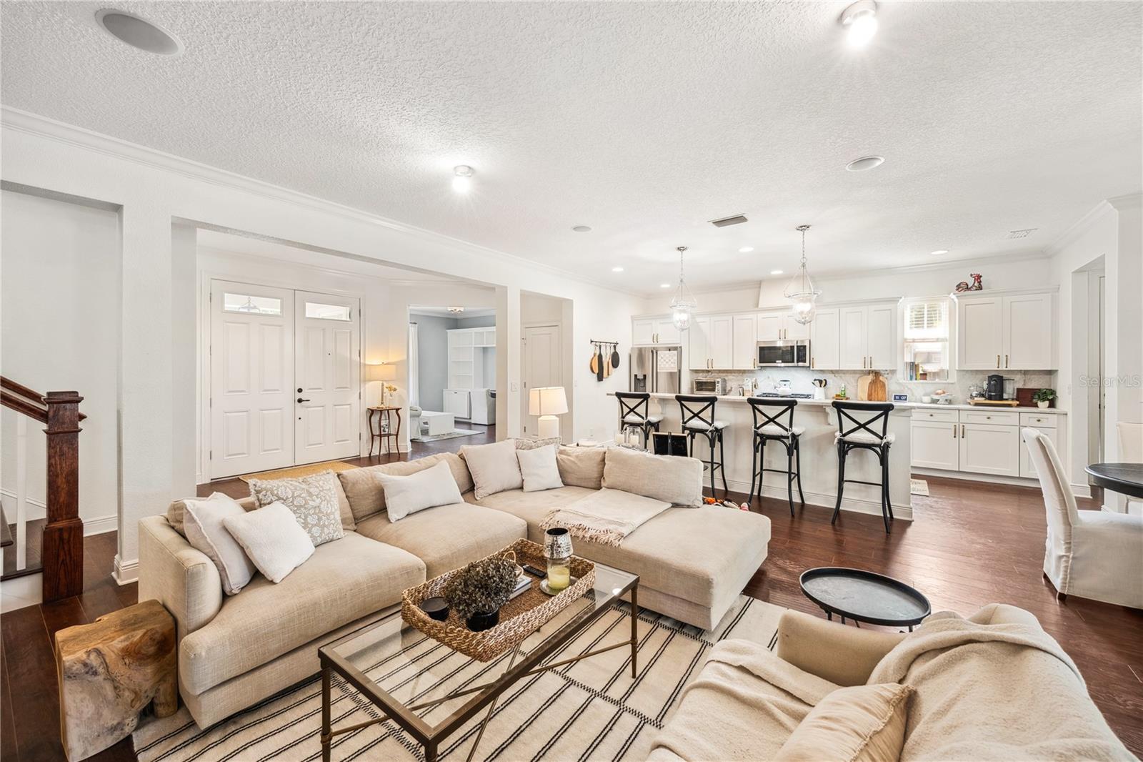 101 W OAKLAND AVE, OAKLAND, FL, 34760