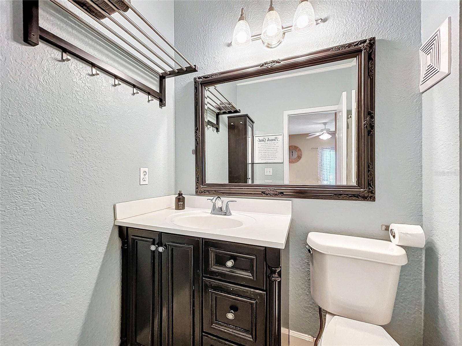 704 SEAGATE DR, TAMPA, FL, 33602