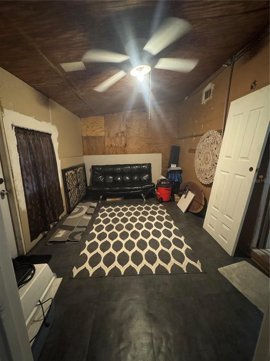 2219 HOWLAND BLVD, DELTONA, FL, 32738