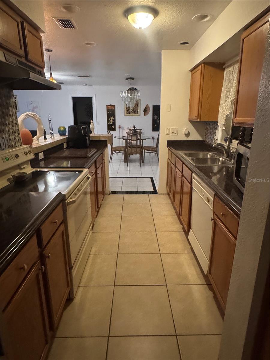 2219 HOWLAND BLVD, DELTONA, FL, 32738