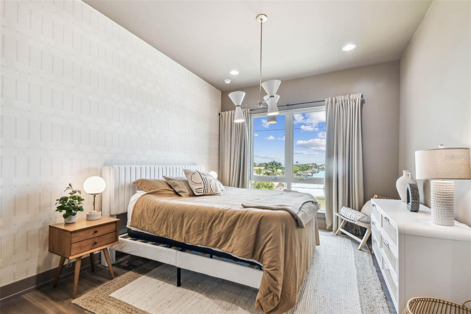 344 CAPRI BLVD, TREASURE ISLAND, FL, 33706