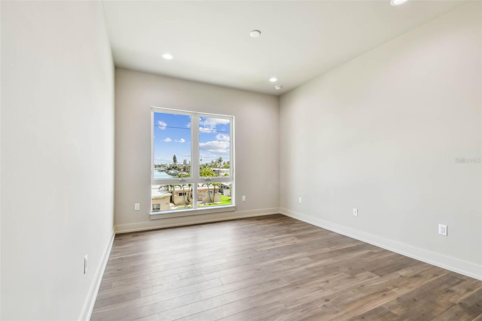 344 CAPRI BLVD, TREASURE ISLAND, FL, 33706